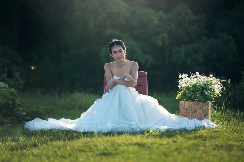 Vintage Glam Wedding Decor
